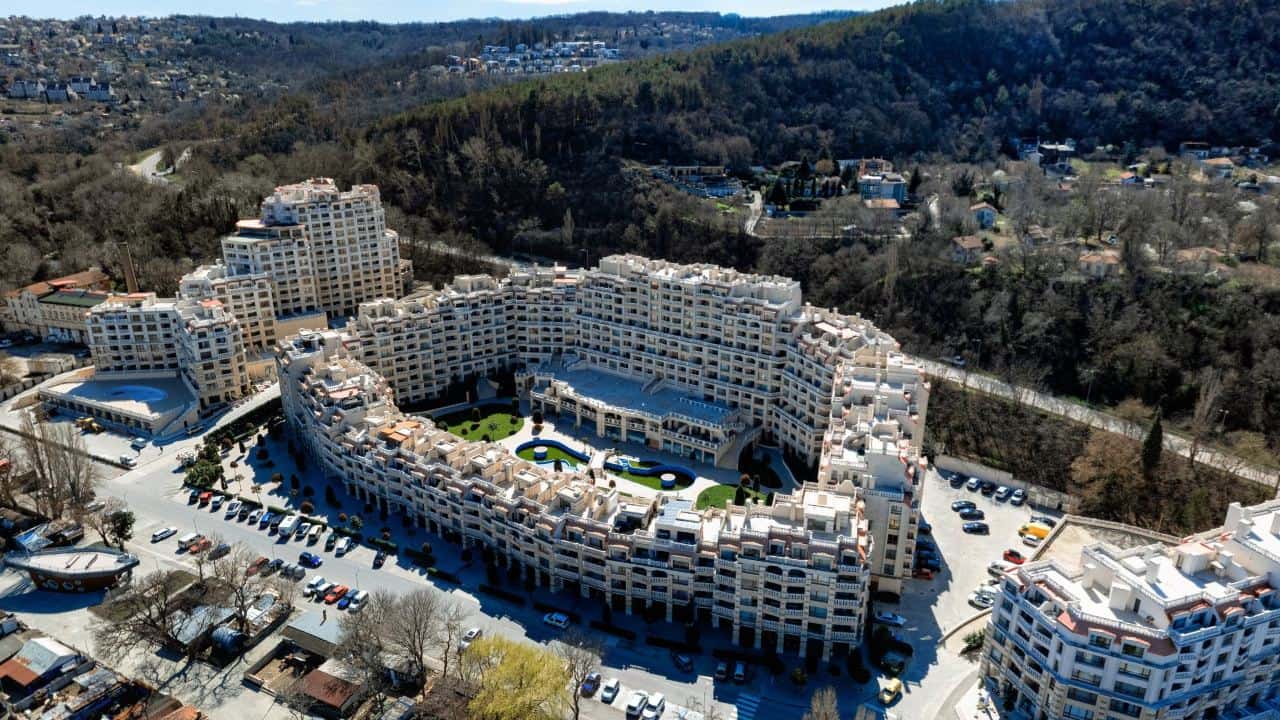 Varna south bay  2 стаен апартамент